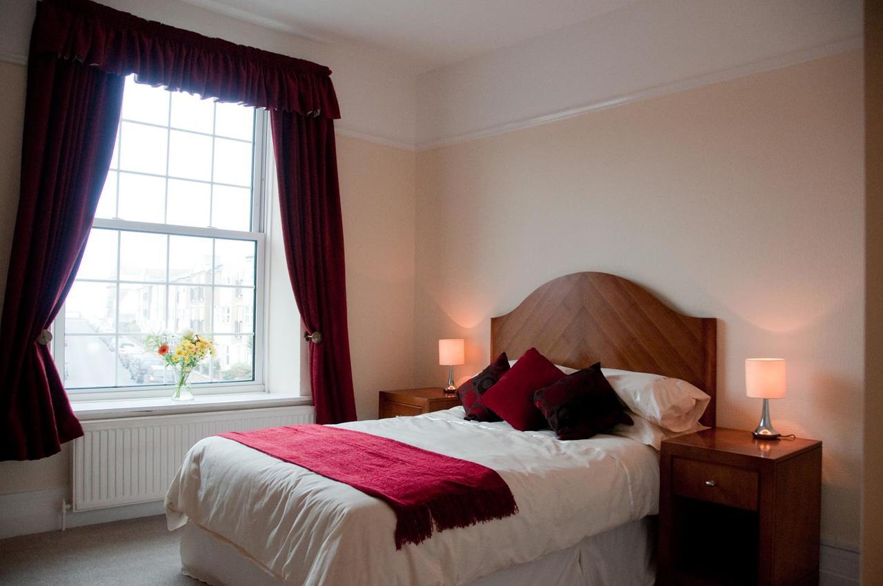 Bed and Breakfast The Wellington Сифорд Экстерьер фото